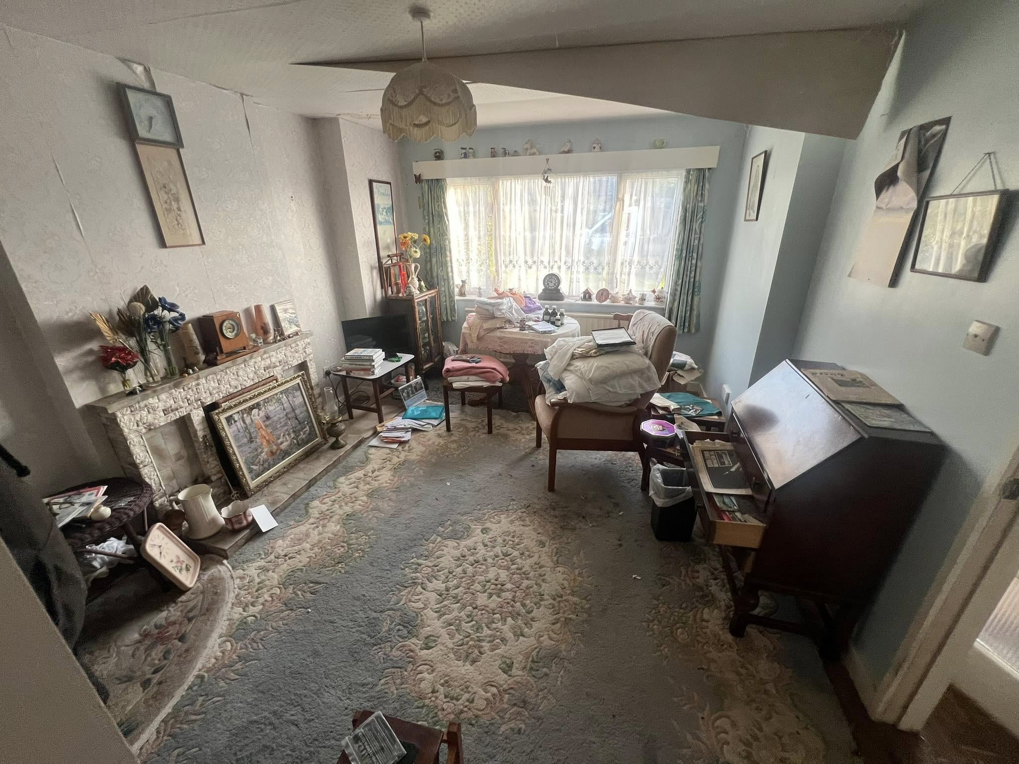 Probate house clearance team arriving respectfully