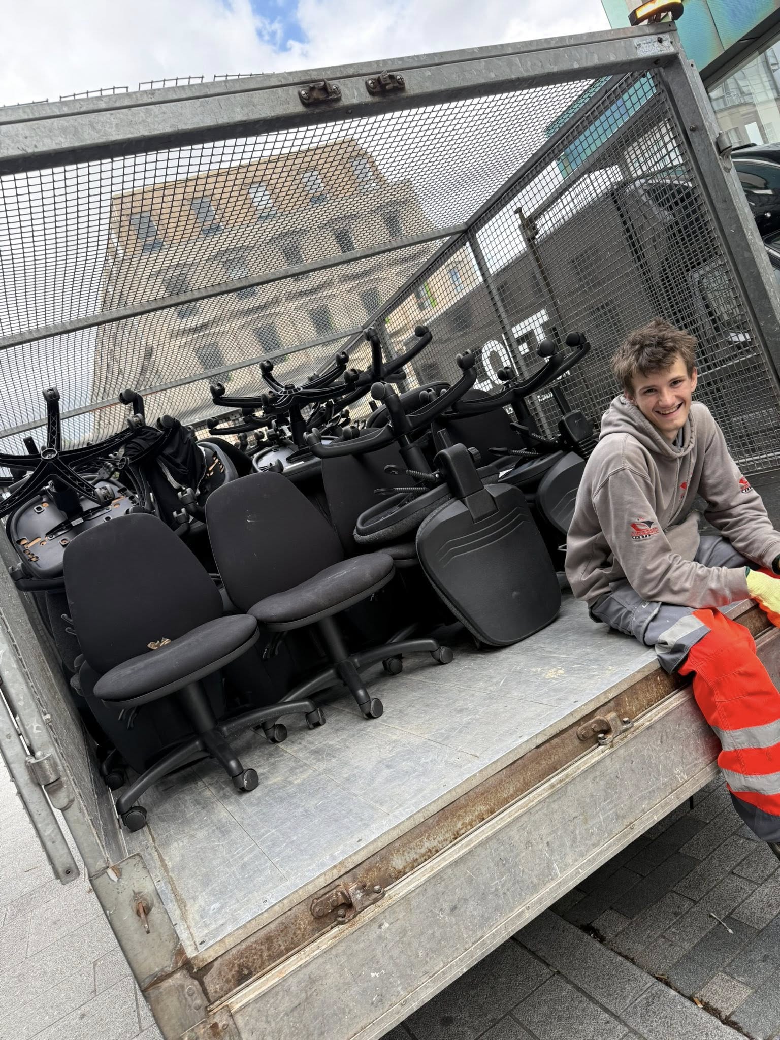 Office furniture clearance (placeholder)